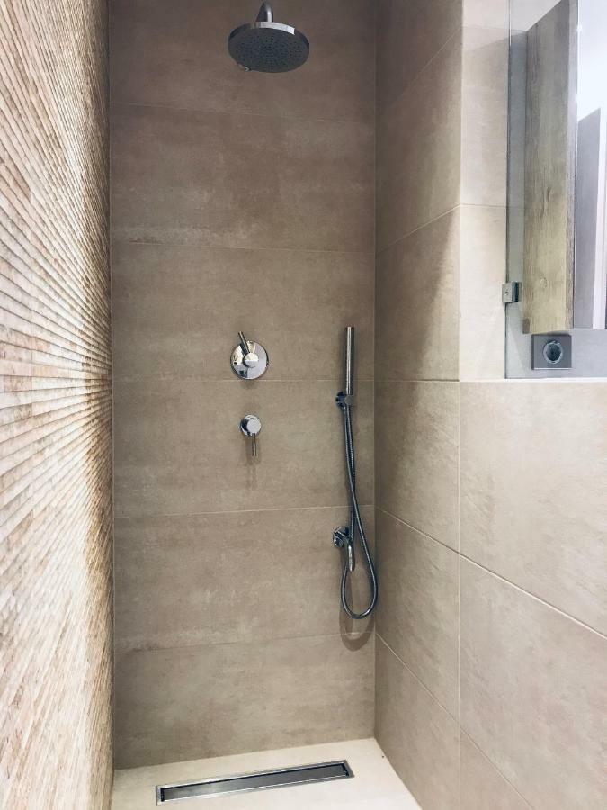 Luxury & Stylish Family Apartment أثينا المظهر الخارجي الصورة